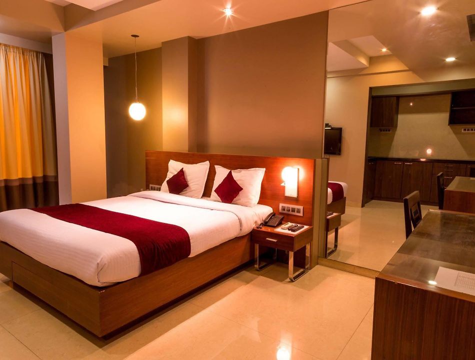 Hotels near City Center, Mumbai